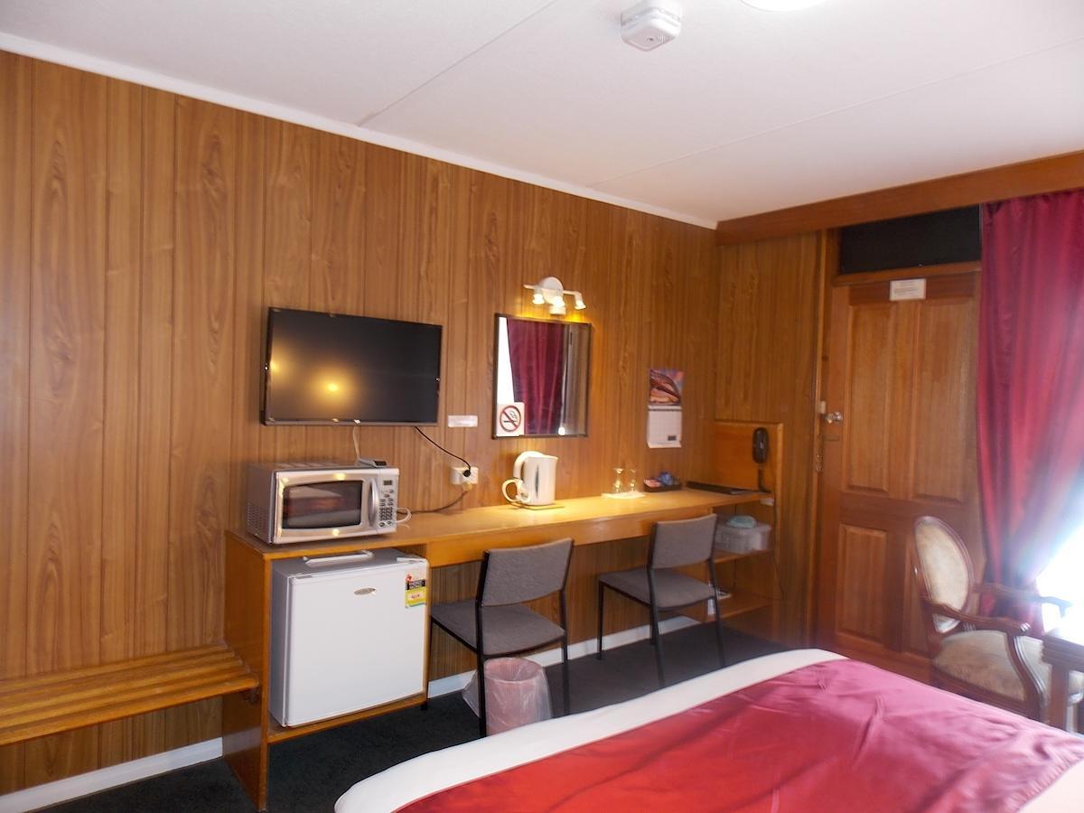 Heywood Motor Inn Szoba fotó