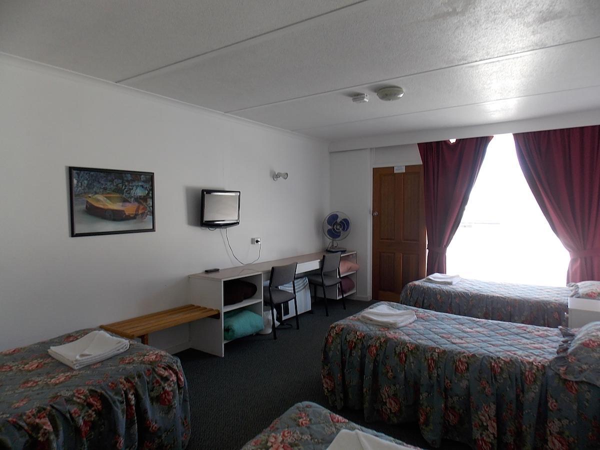 Heywood Motor Inn Szoba fotó
